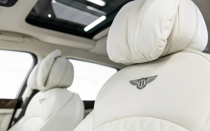 Bentley Mulsanne cena 1750000 przebieg: 470, rok produkcji 2020 z Jedlicze małe 781